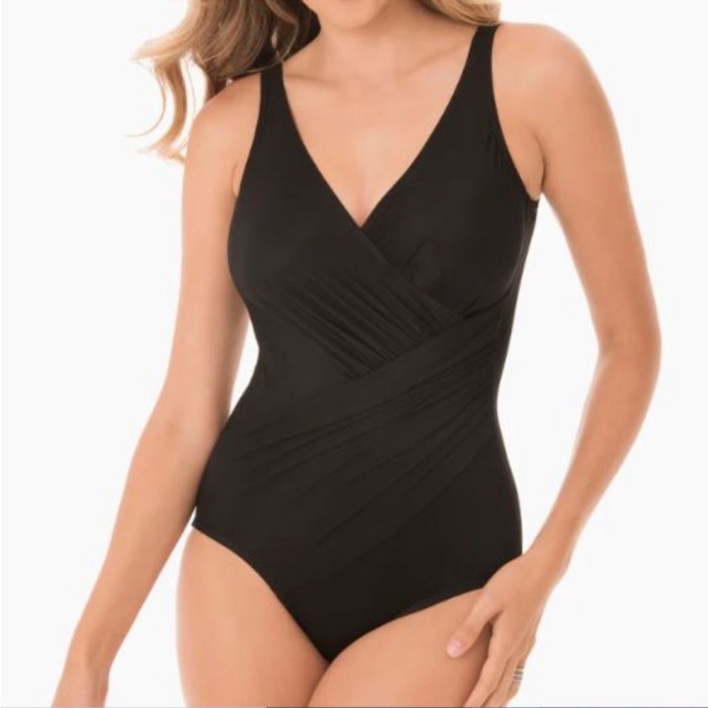 NWT - Miraclsuit Oceanus Black one pice;) size 10, VERY FLATTERING!